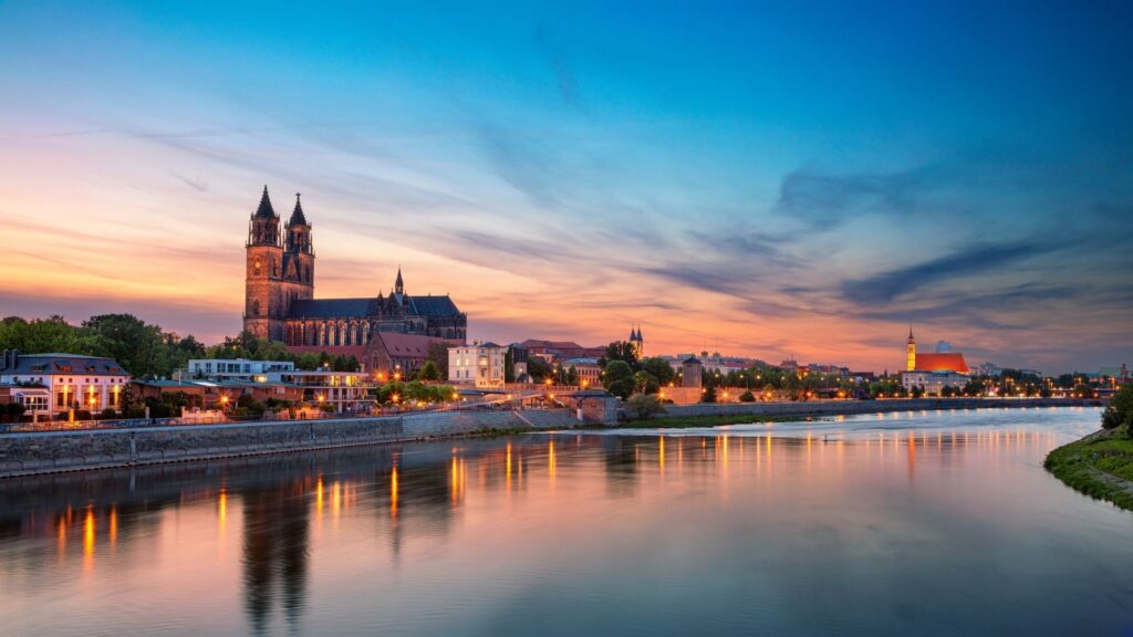 Foto von Magdeburg am Abend
